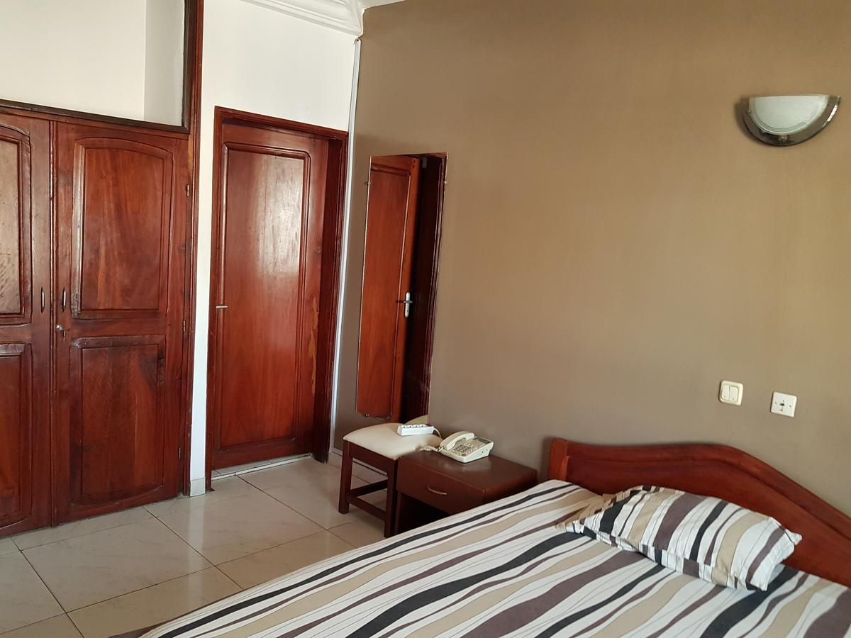 Acropole Hôtel Cotonou Exterior foto